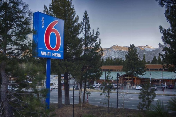 Motel 6 Mammoth Lakes image 27