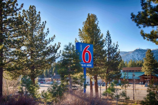 Motel 6 Mammoth Lakes image 29